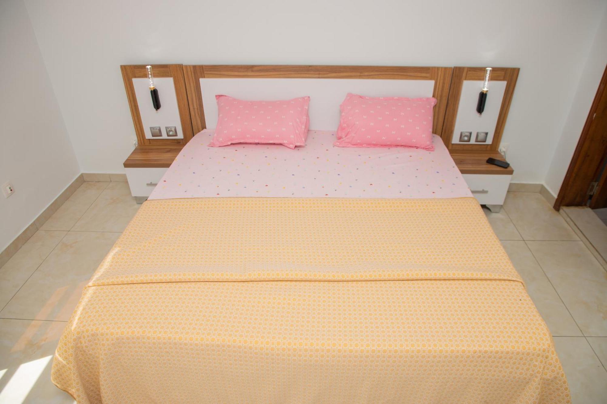 Residence Teranga Immo Luxe Residence Ndoumbe Sylla Dakar Eksteriør bilde